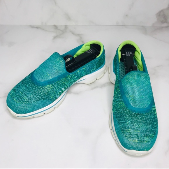 skechers slide on sneakers